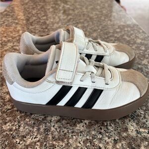adidas VL Court 3.0 Sneaker - Kids 13